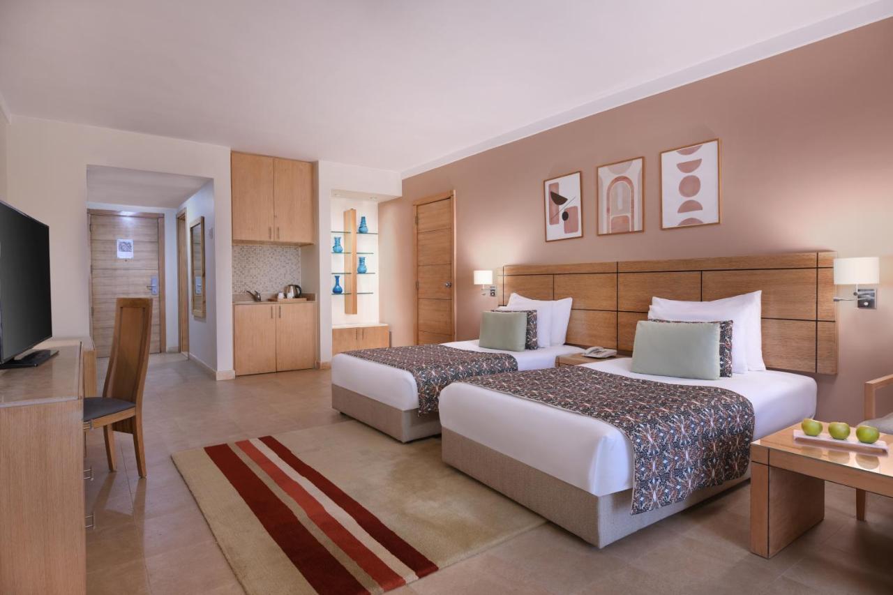 Jaz Little Venice Golf Resort Ain Suchna